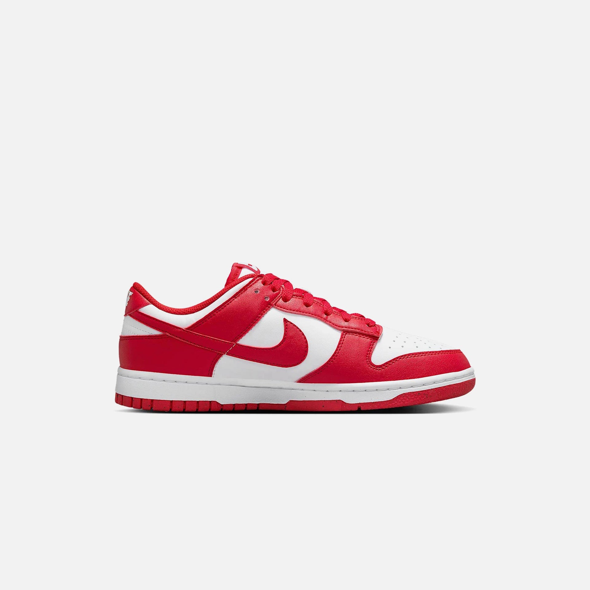 Nike WMNS Dunk Low Next Nature - White / University Red / White