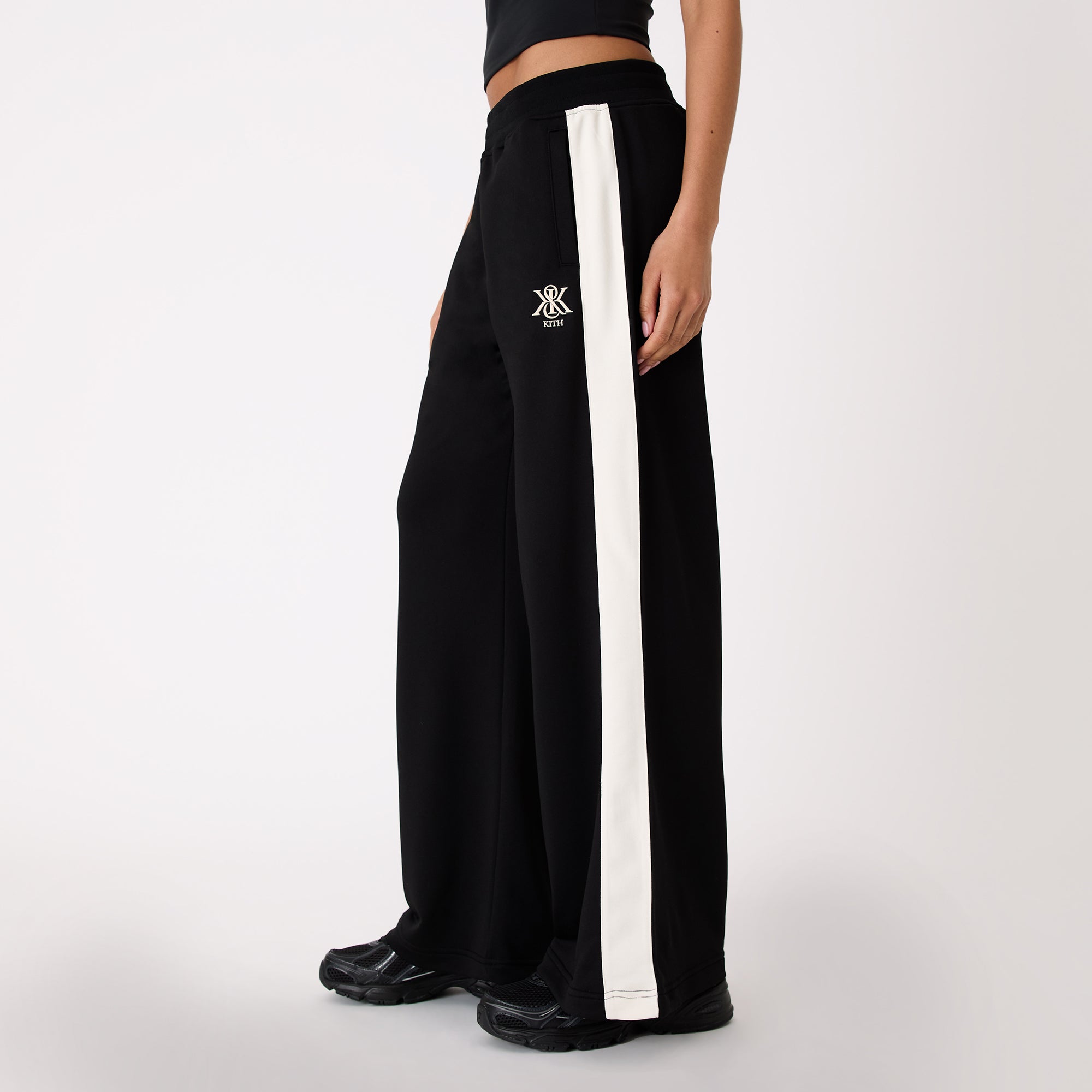 Kith Arbor Track Pants ブラック　25ss 美品 Kith Arbor Track Pants ブラック 25ss 美品 - メルカリ