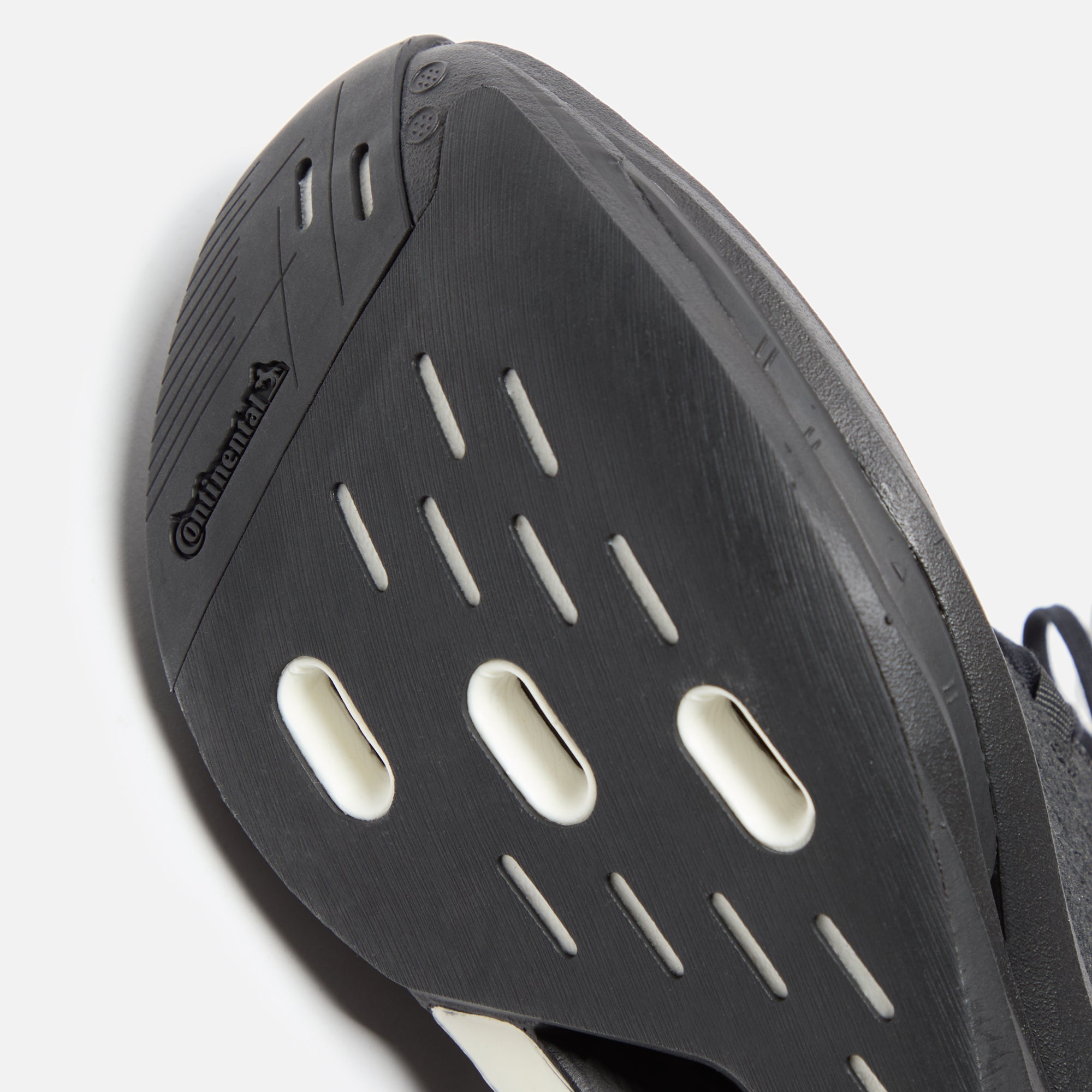 Y-3 Prime X 2.0 Strung - Core Black / White/ Core Black Y-3 Prime X 2.0 Strung - Core Black / White/ Core Black