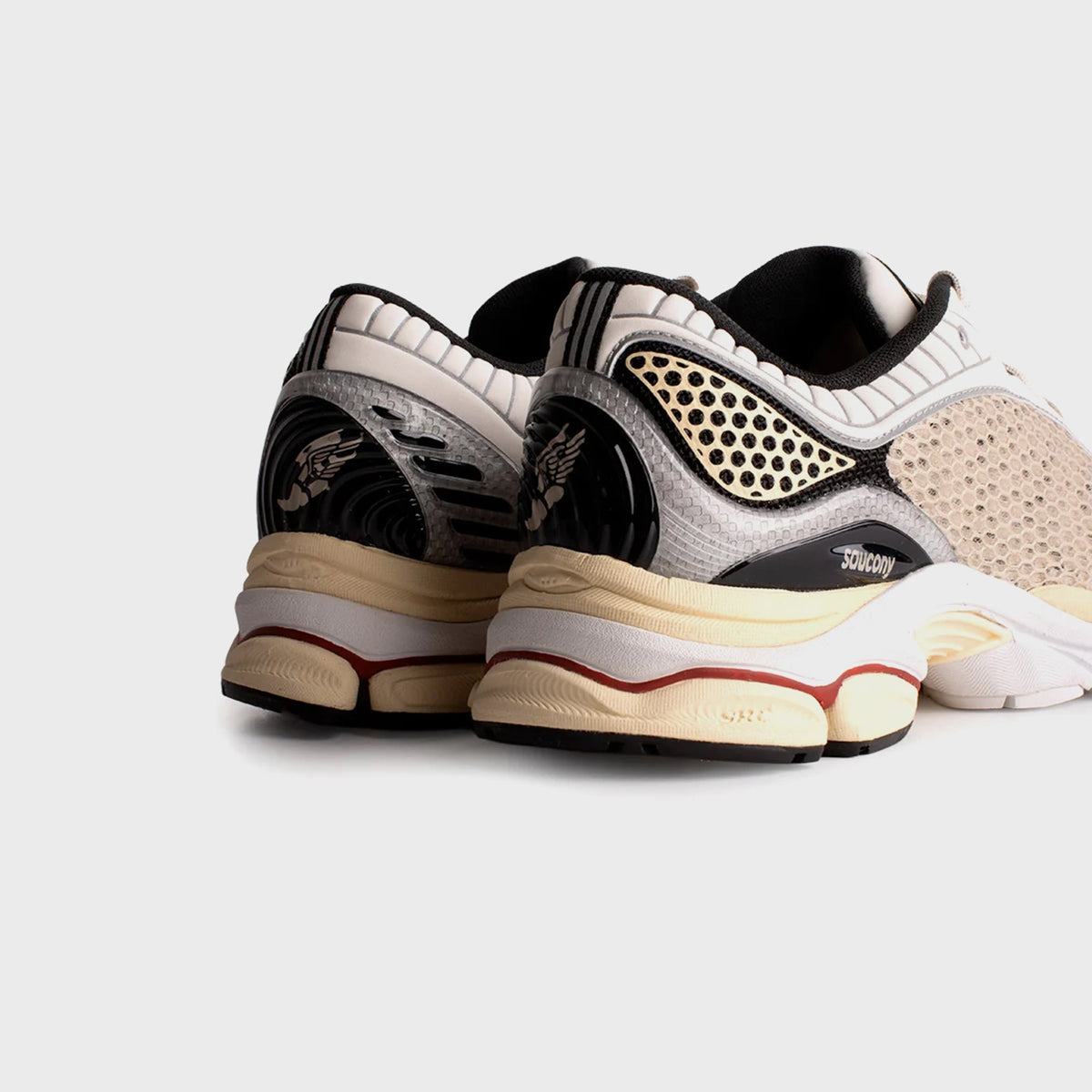 Saucony x Highsnobiety ProGrid Paramount - Oatmeal / Black