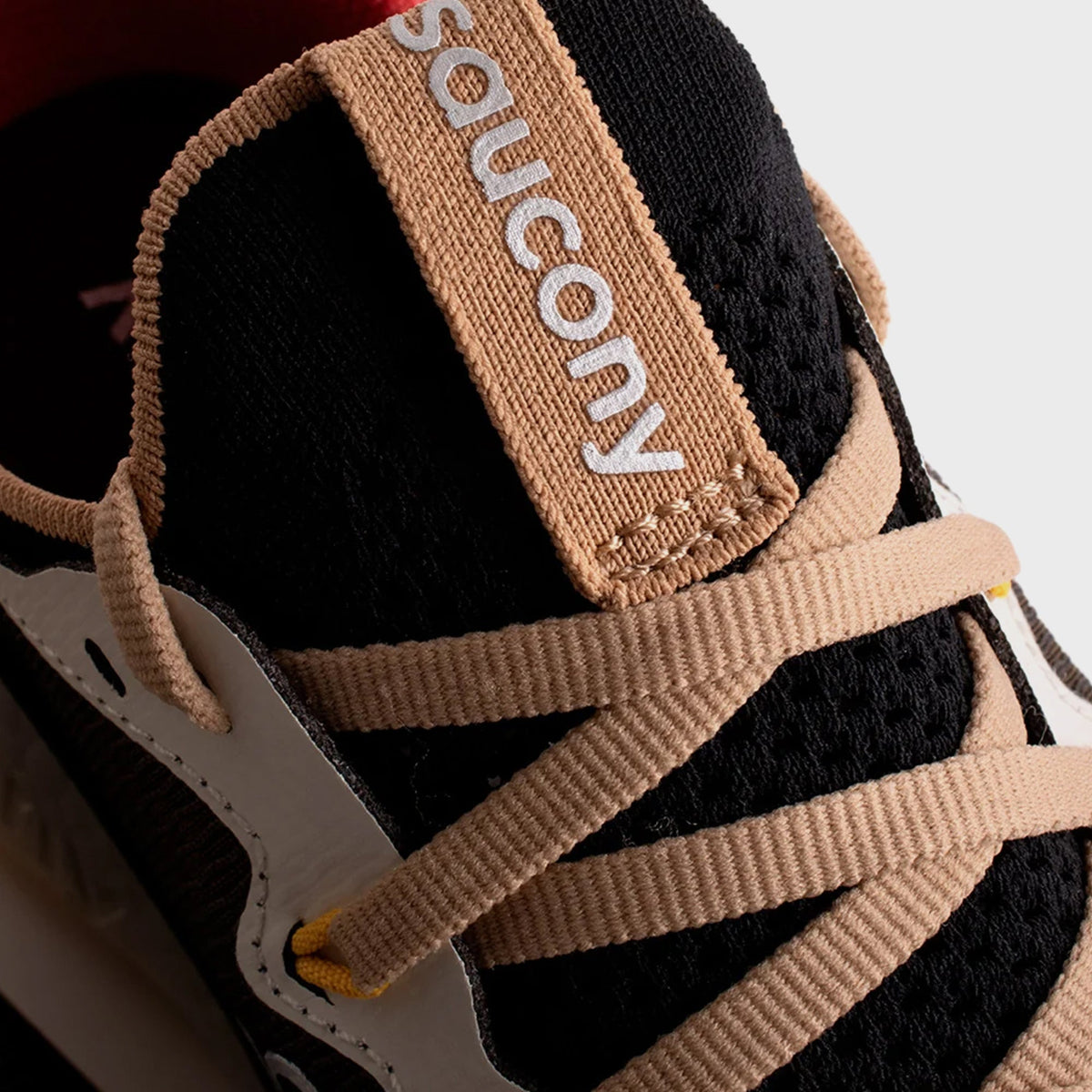 Saucony x Highsnobiety Endorphin Pro 5 - Coffee / Cream