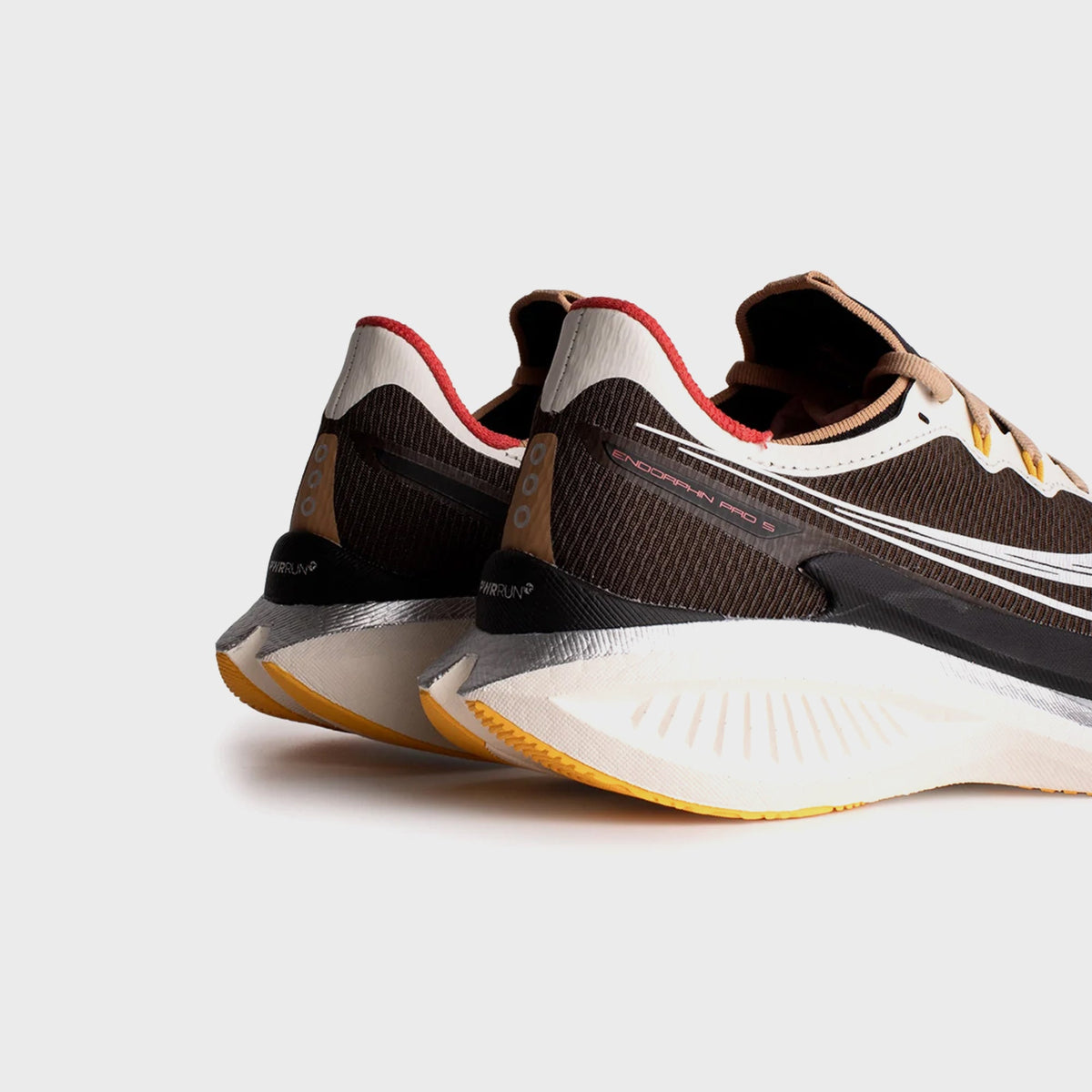 Saucony x Highsnobiety Endorphin Pro 5 - Coffee / Cream