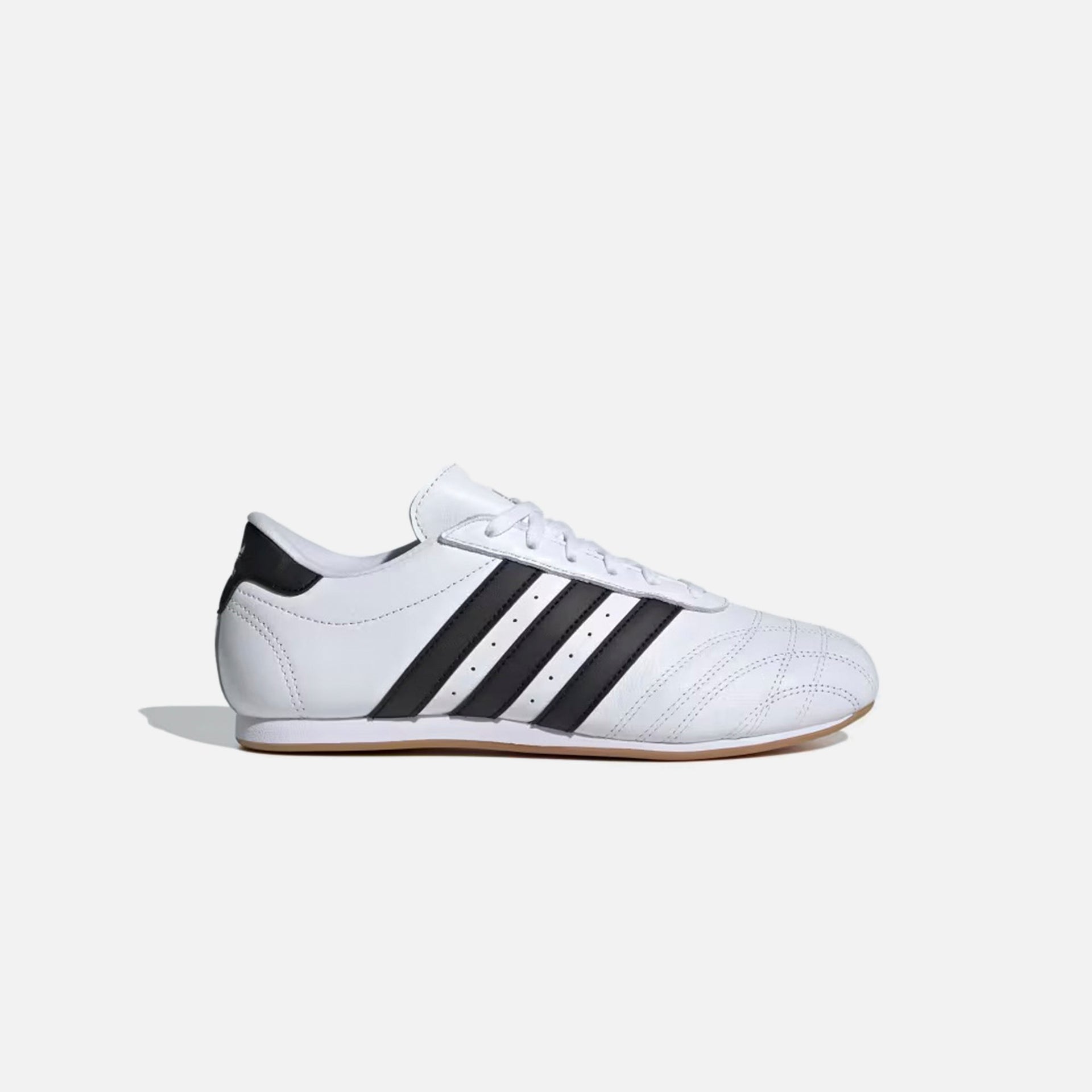 adidas WMNS Taekwondo Laces - Cloud White / Core Black / Gum