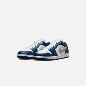 Jordan Air Jordan 1 Low - White / Wolf Grey / Midnight Navy