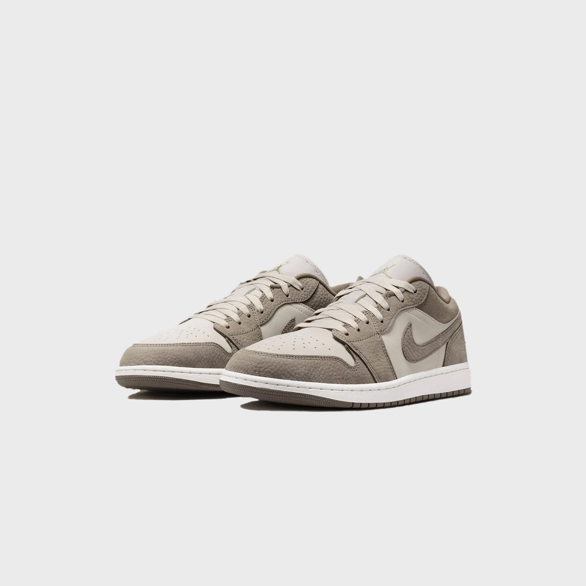 Jordan Air Jordan 1 Low - Olive Grey / Cream