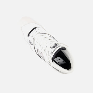 New Balance 650 - White / Black