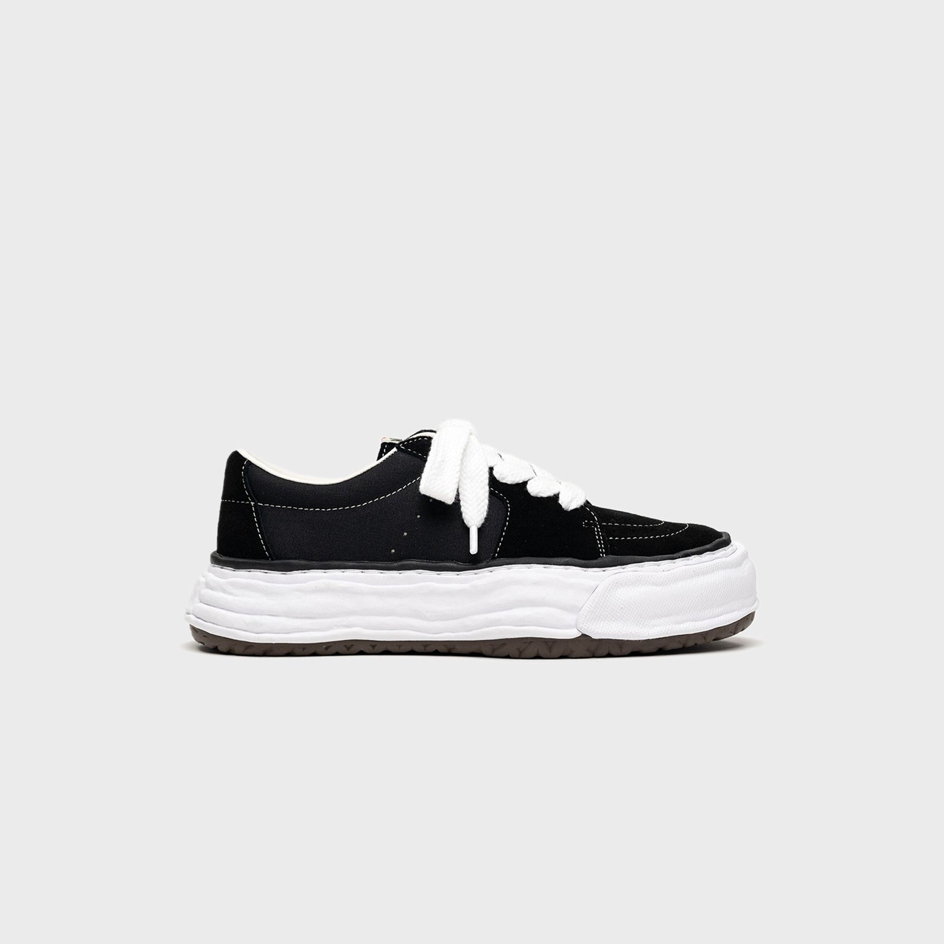 Mihara Yasuhiro Eric OG Sole Mix Material Low-Top Sneaker - Black