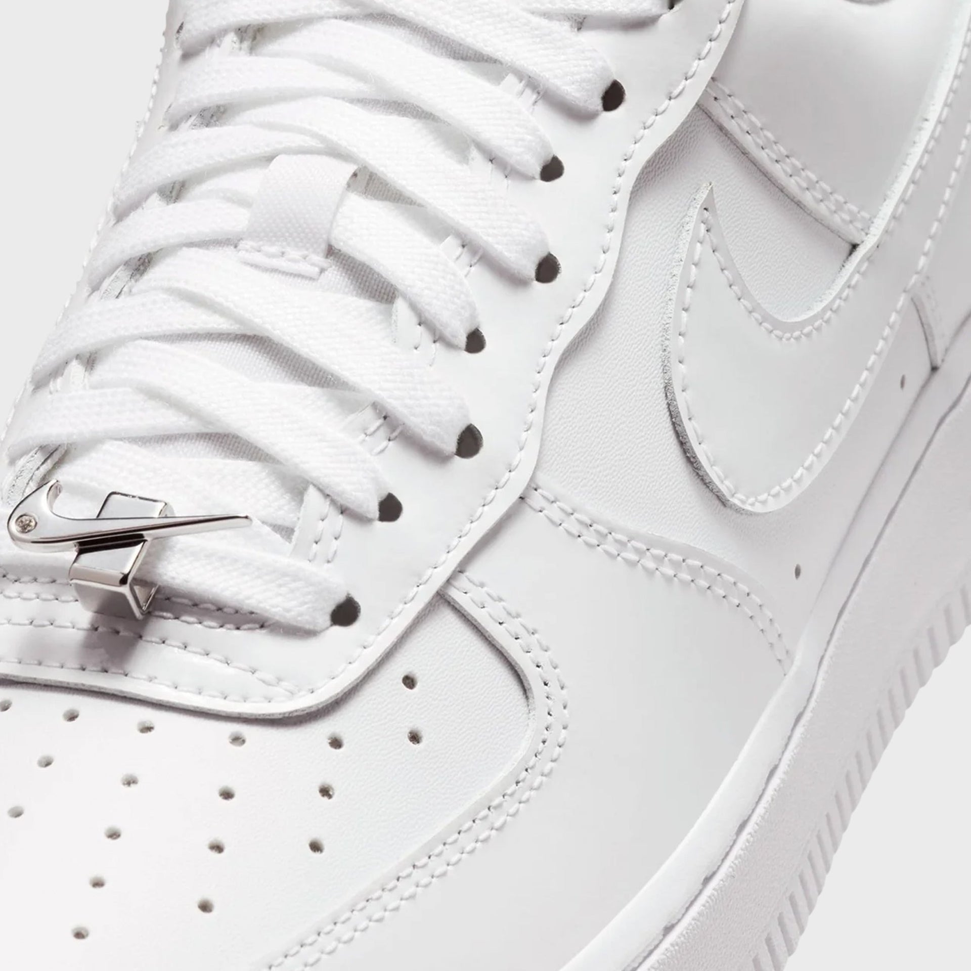 Nike WMNS Air Force 1 '07 'Patent White' - White