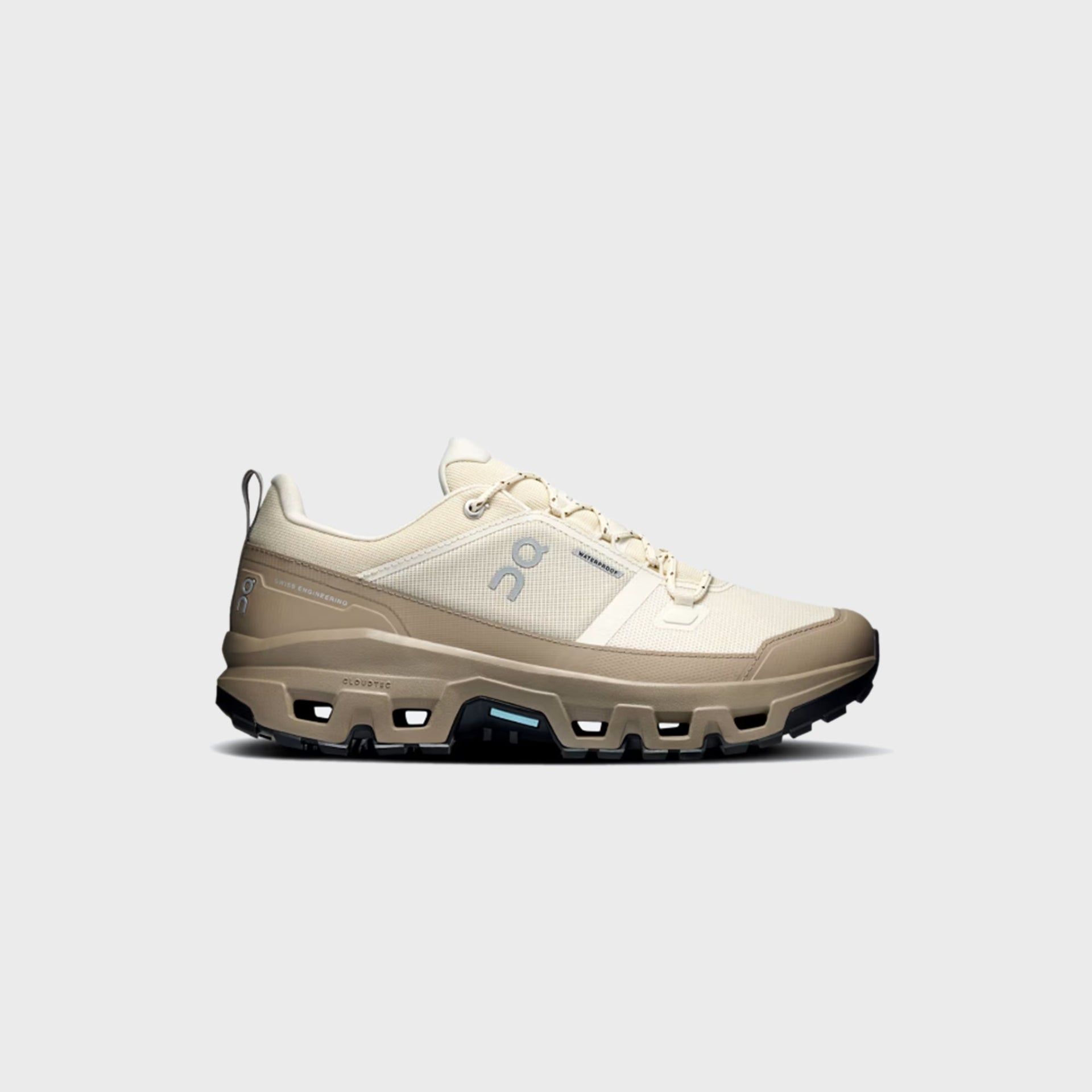 On Running Cloudrock Low Waterproof - Grain / Soba