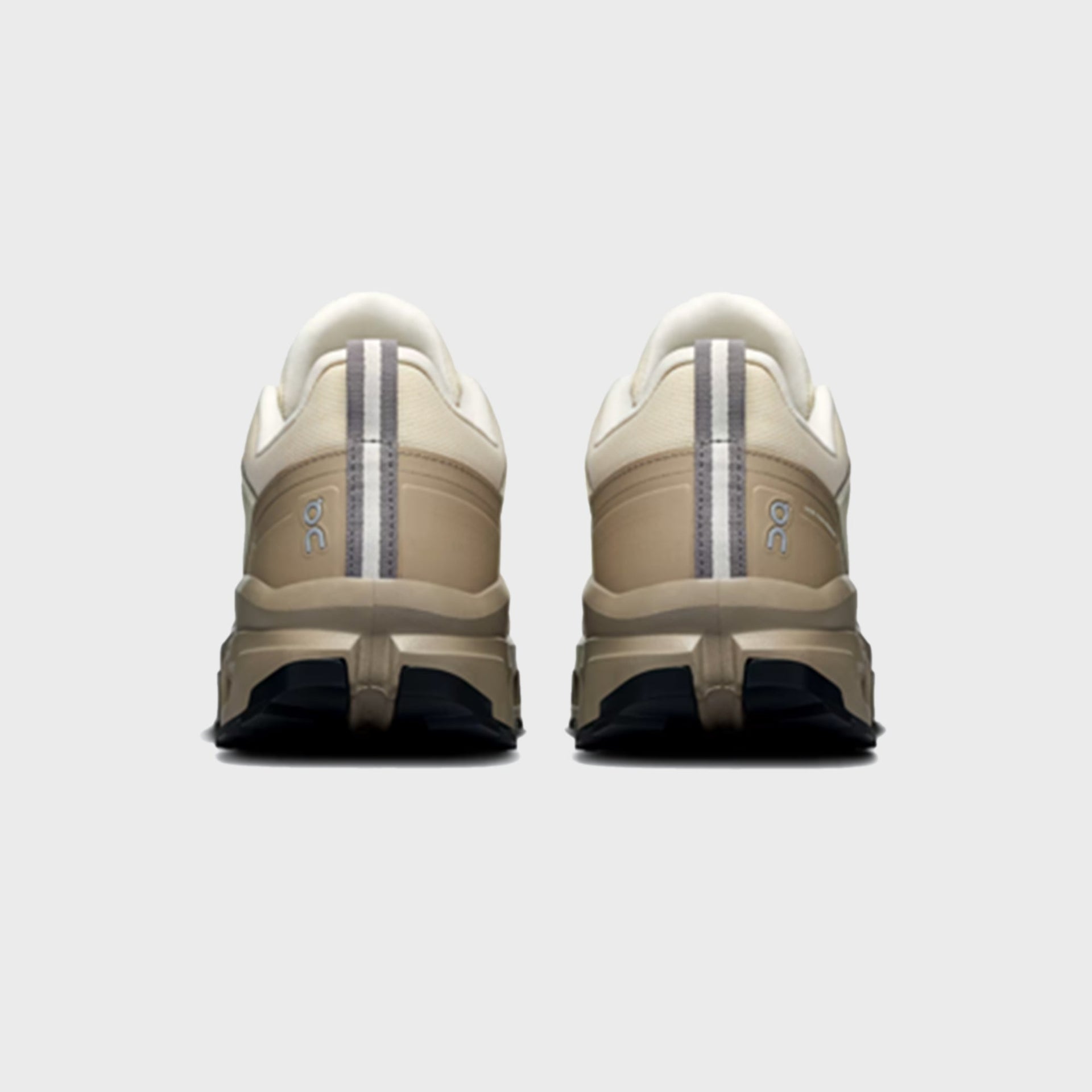 On Running Cloudrock Low Waterproof - Grain / Soba