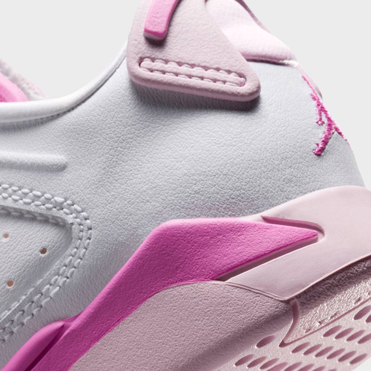 Jordan PS Jordan 6 Retro Low - White / Pink Foam / Playful Pink