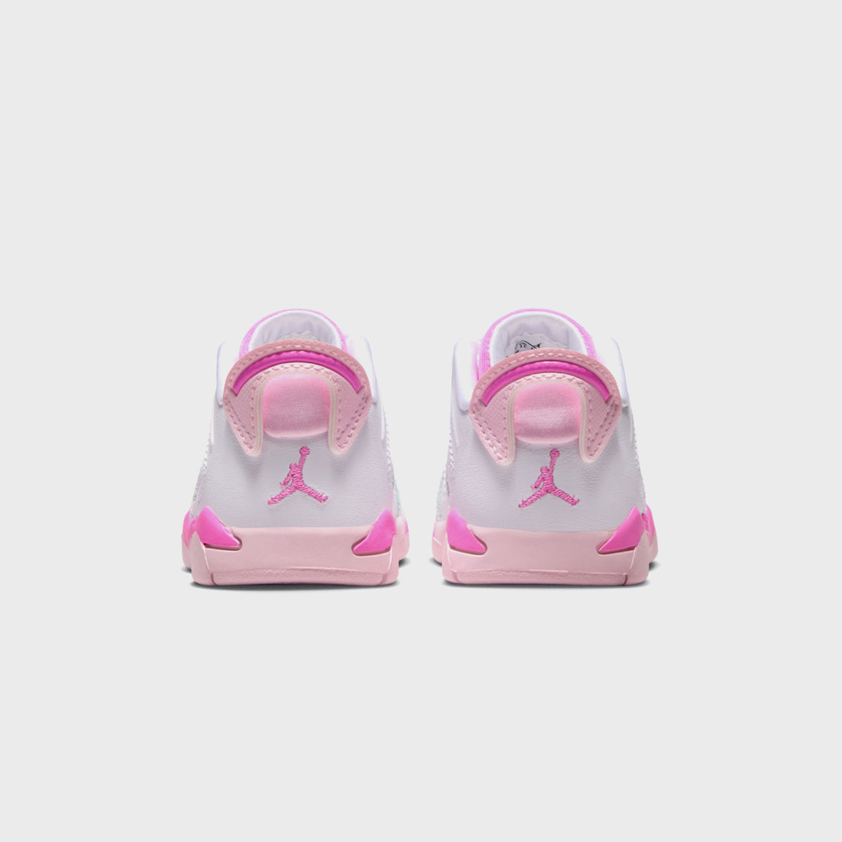 Jordan TD Jordan 6 Retro Low - White / Pink Foam / Playful Pink