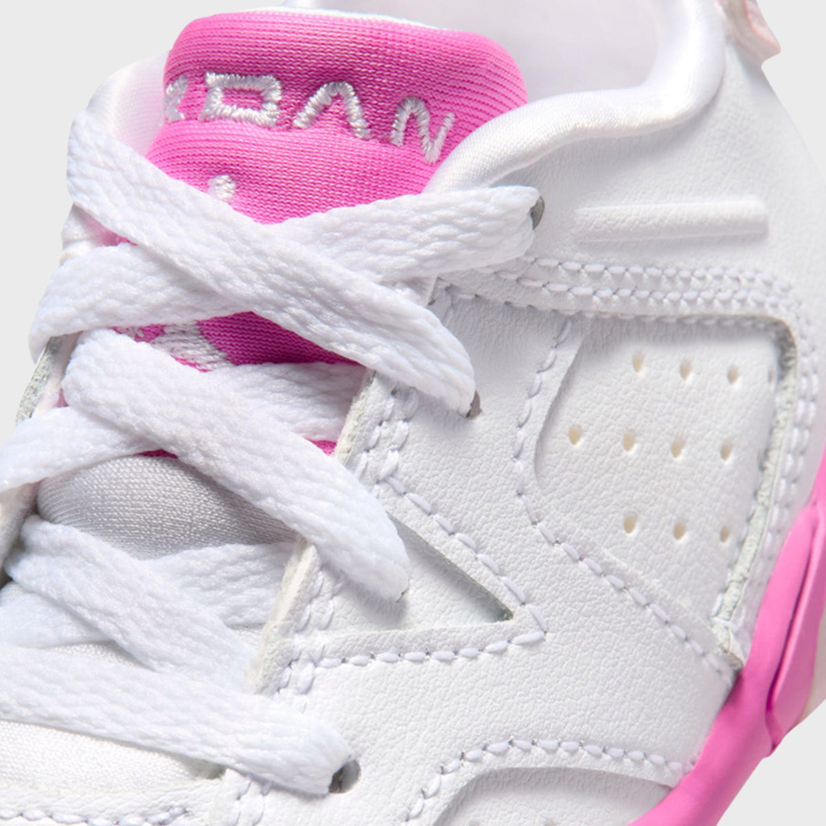 Jordan TD Jordan 6 Retro Low - White / Pink Foam / Playful Pink