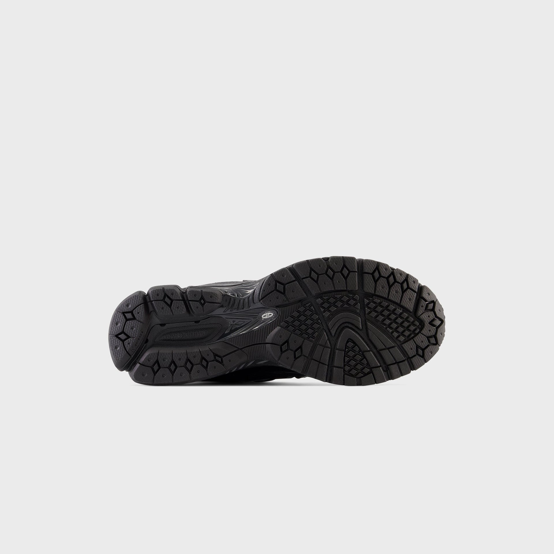 New Balance 1906R - Black / Grey