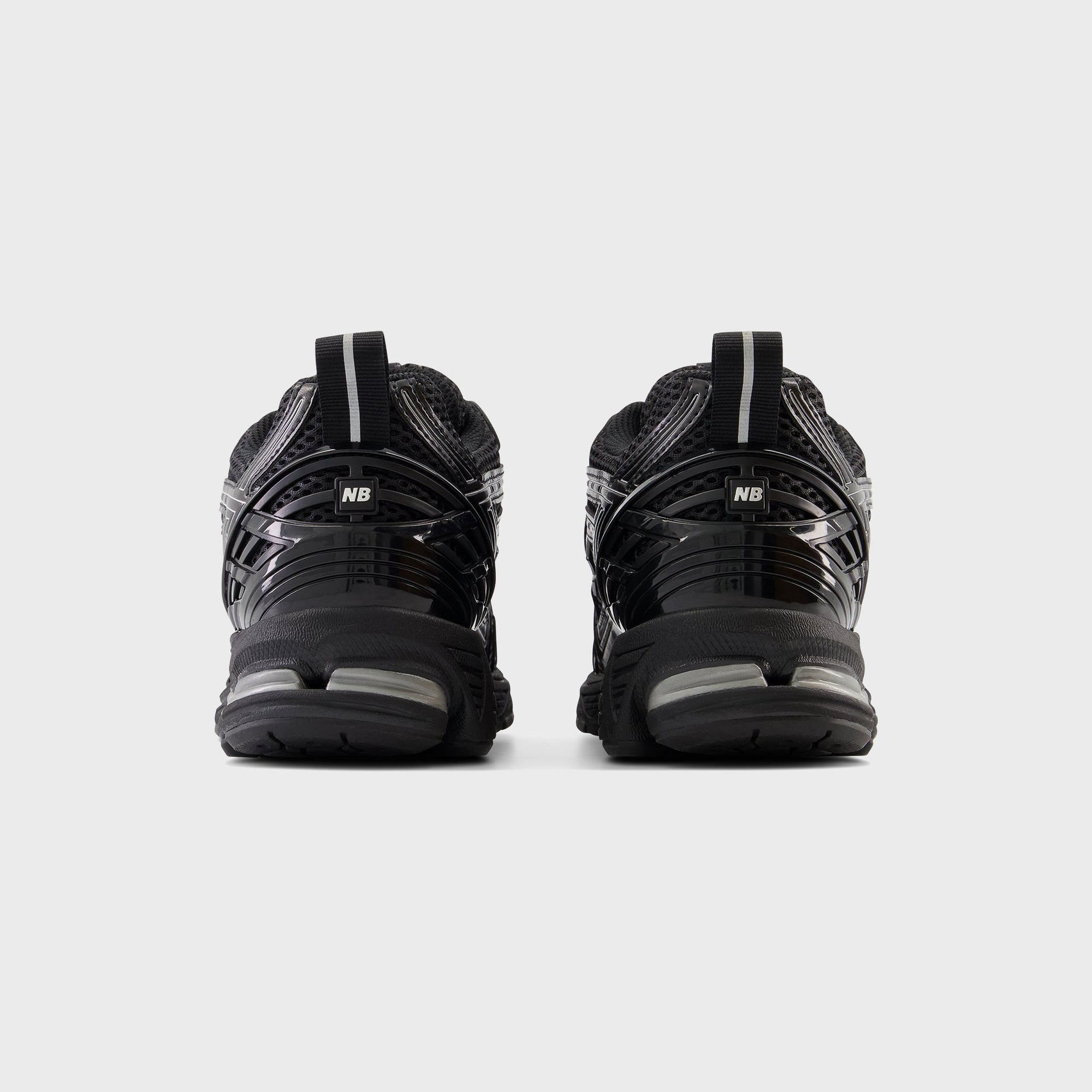 New Balance 1906R - Black / Grey