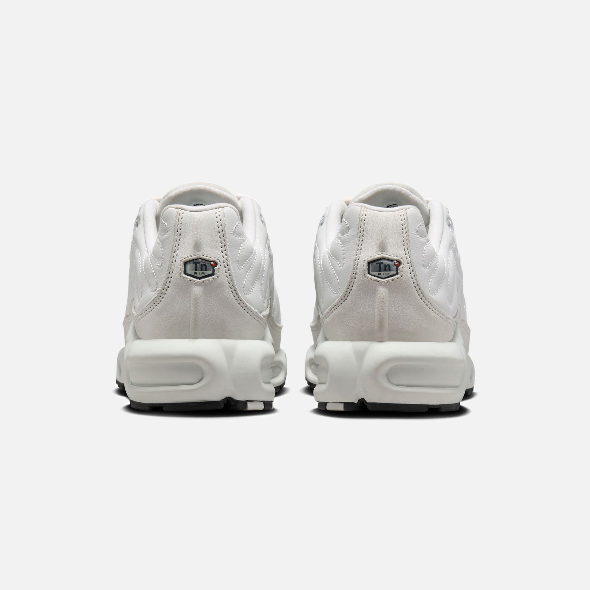 Nike WMNS Air Max Plus - Platinum Tint / Platinum Tint