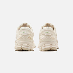 Nike WMNS Zoom Vomero 5 - Pale Ivory / Sand Drift