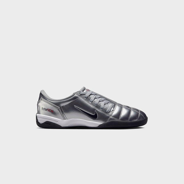 ★Nike Total 90 III llic Silver and Black★ Nike Total 90 III - Metallic Silver / Black / University Red