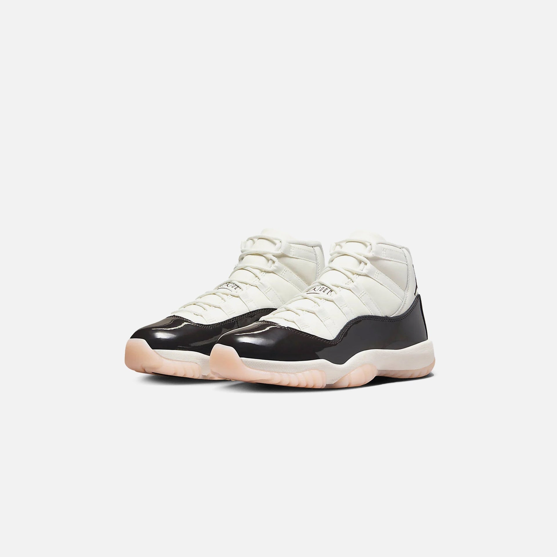 Nike WMNS Air Jordan 11 Retro - Sail / Velvet Brown / Atmosphere