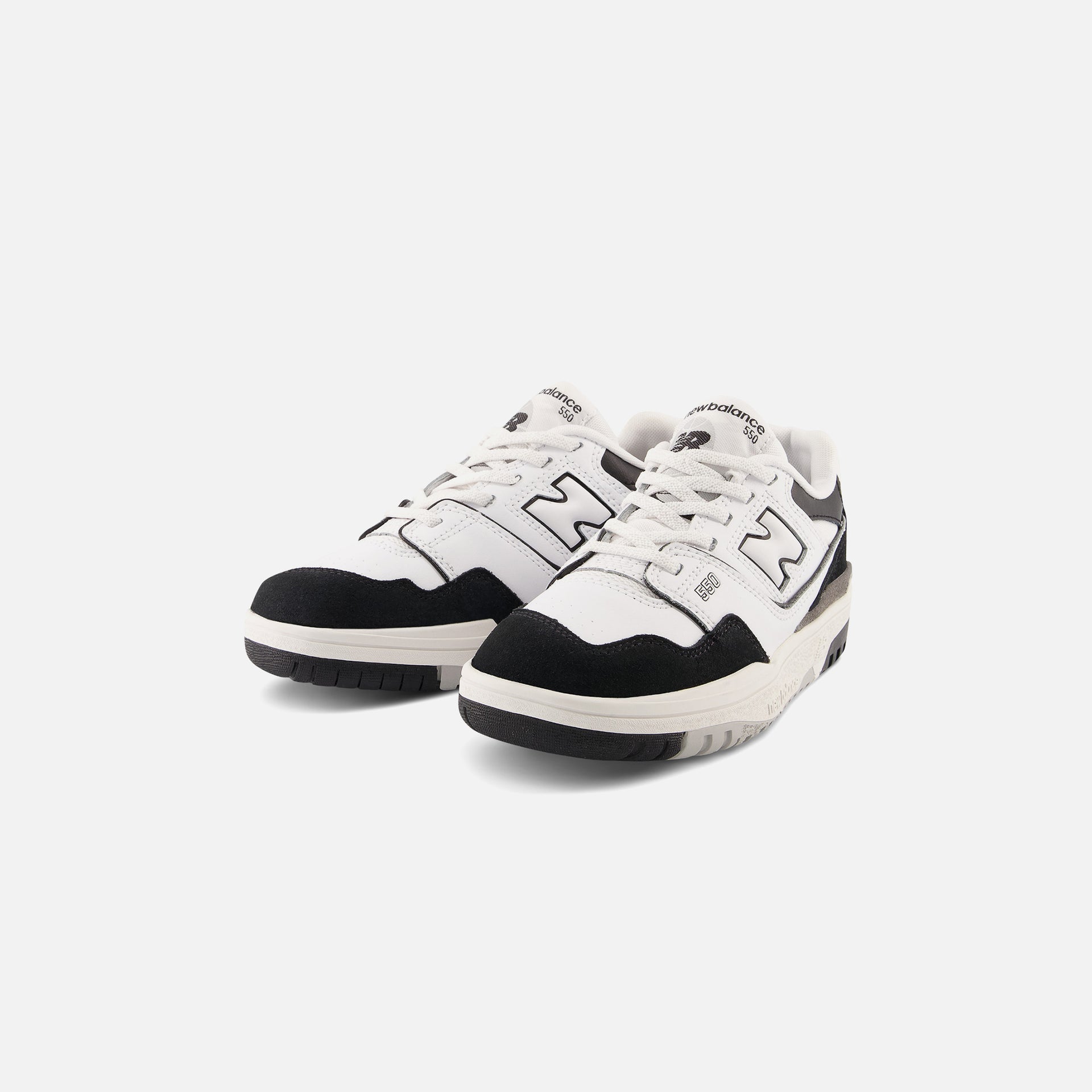 New Balance 550 - White / Black
