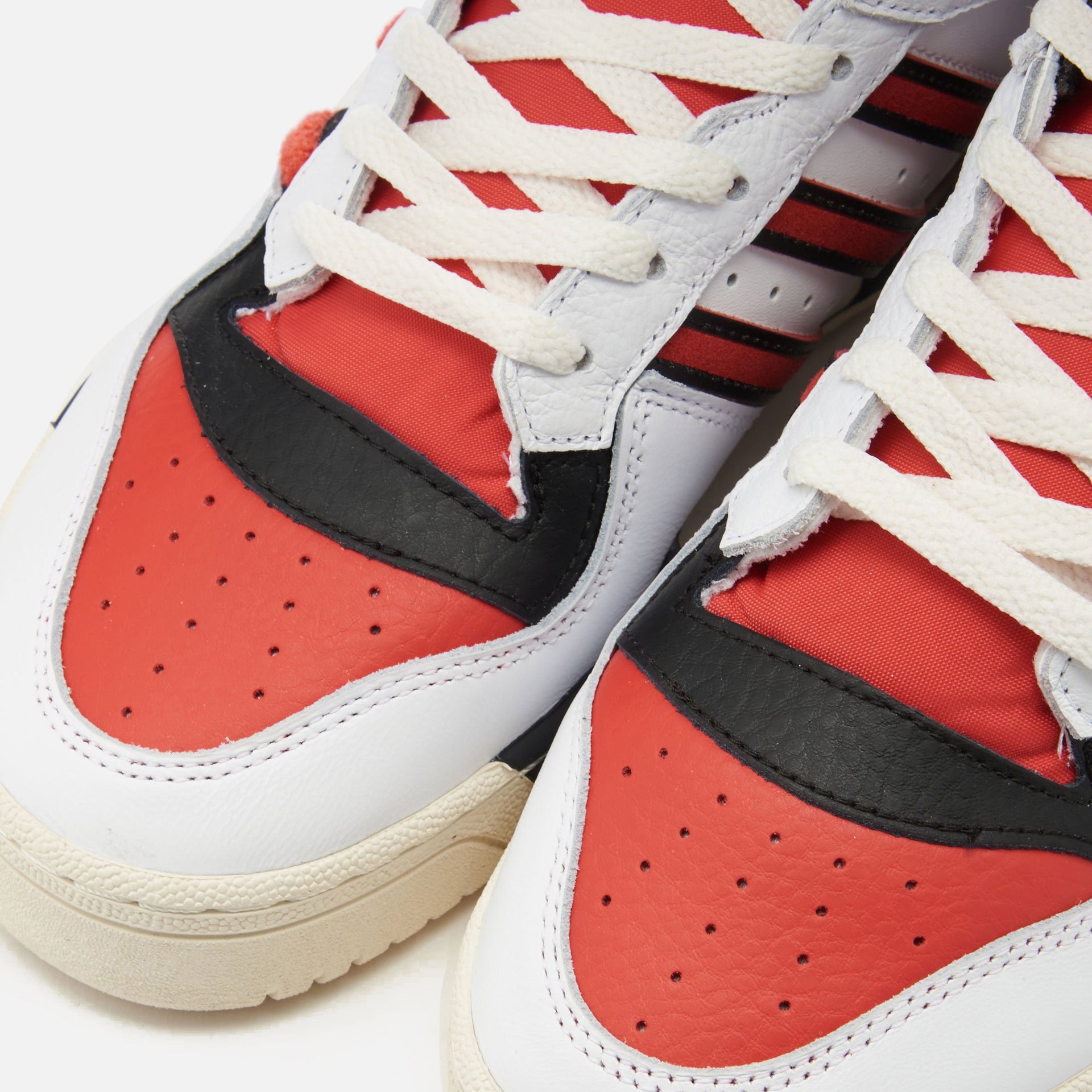 adidas Rivalry High 86 - White / Glo Red / C Black Kith Europe adidas Rivalry High 86 - White / Glo Red / C Black Kith Europe
