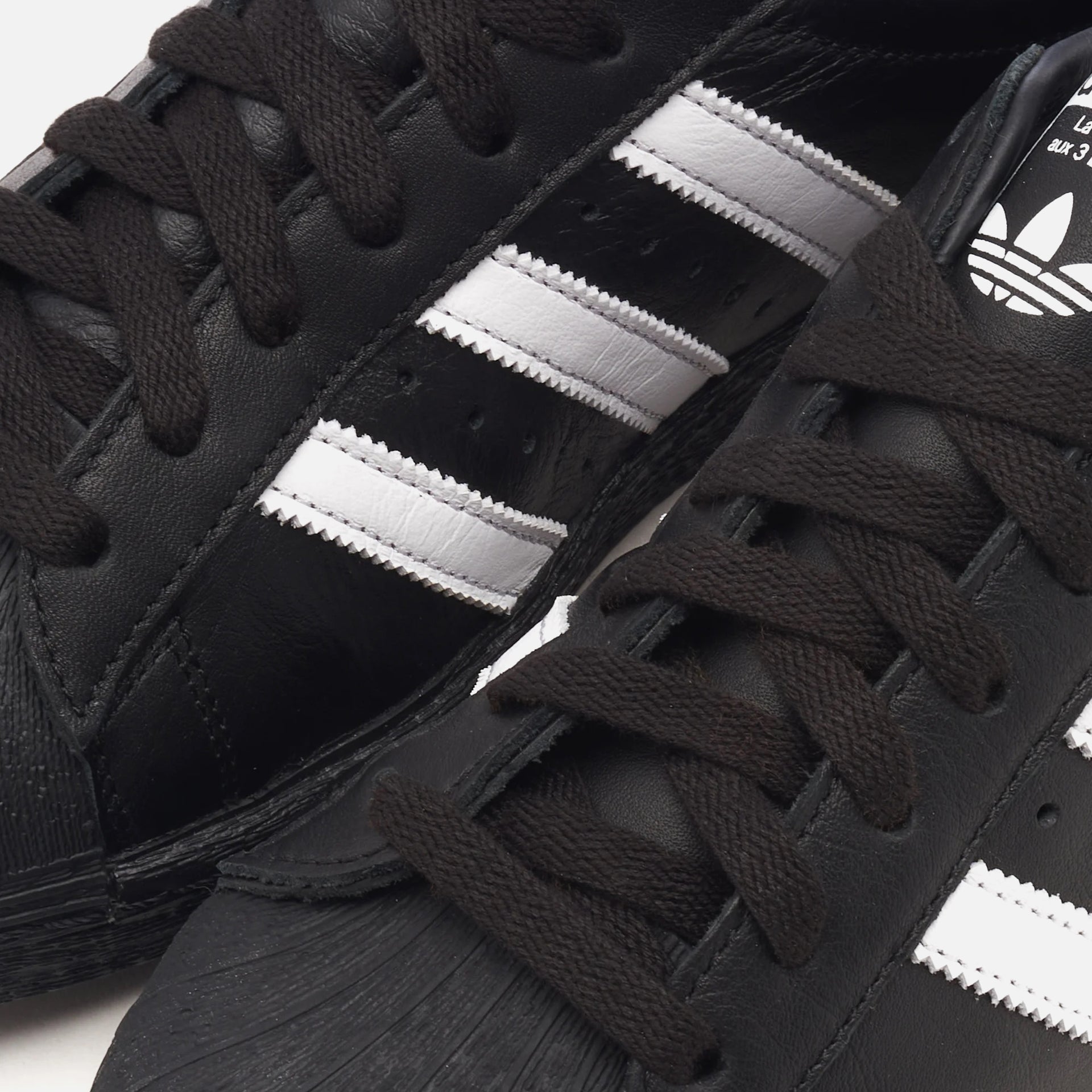 adidas Originals Superstar 82 - Core Black / White / Core Black