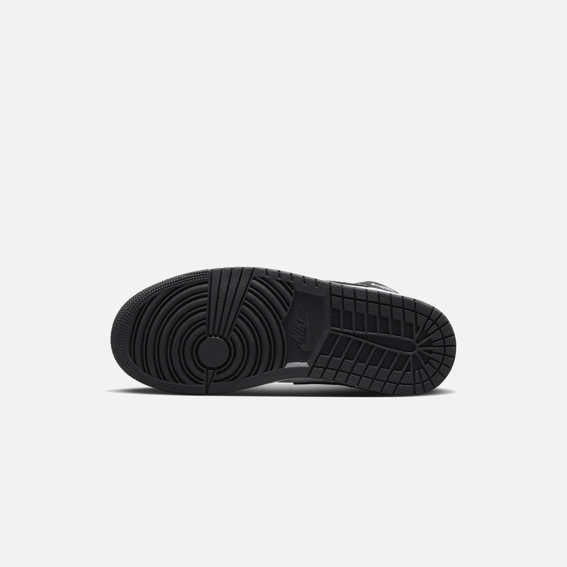 Jordan WMNS Air Jordan 1 Mid Se - Off Noir / Black / White