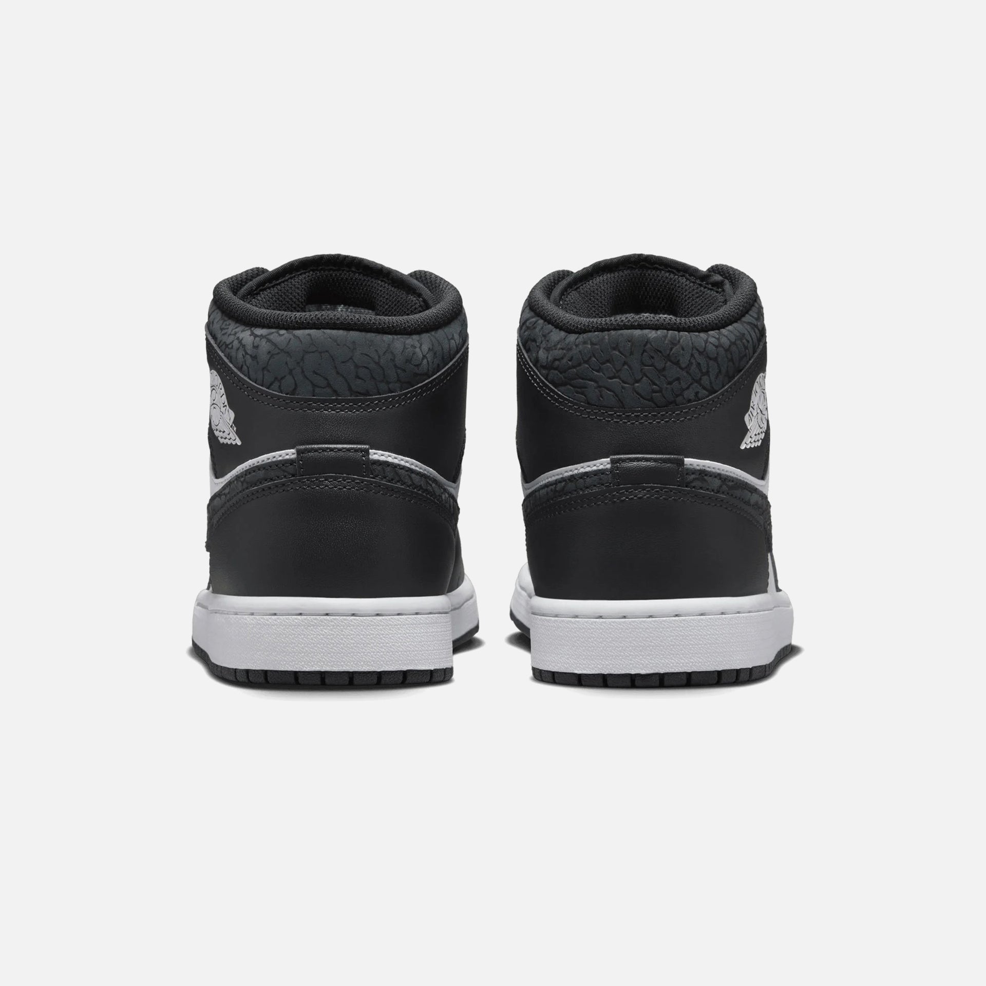 Jordan WMNS Air Jordan 1 Mid Se - Off Noir / Black / White
