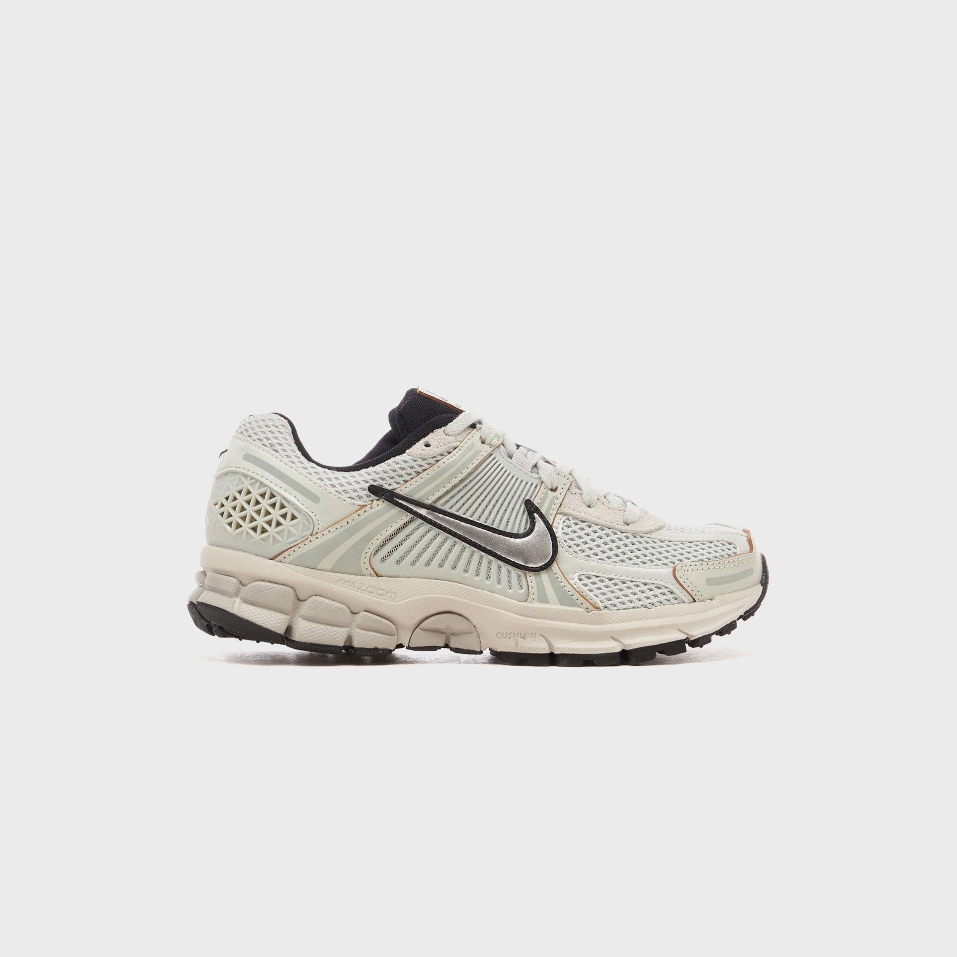 Wmns Nike Zoom Vomero 5 Light Silver/Chrome-Light