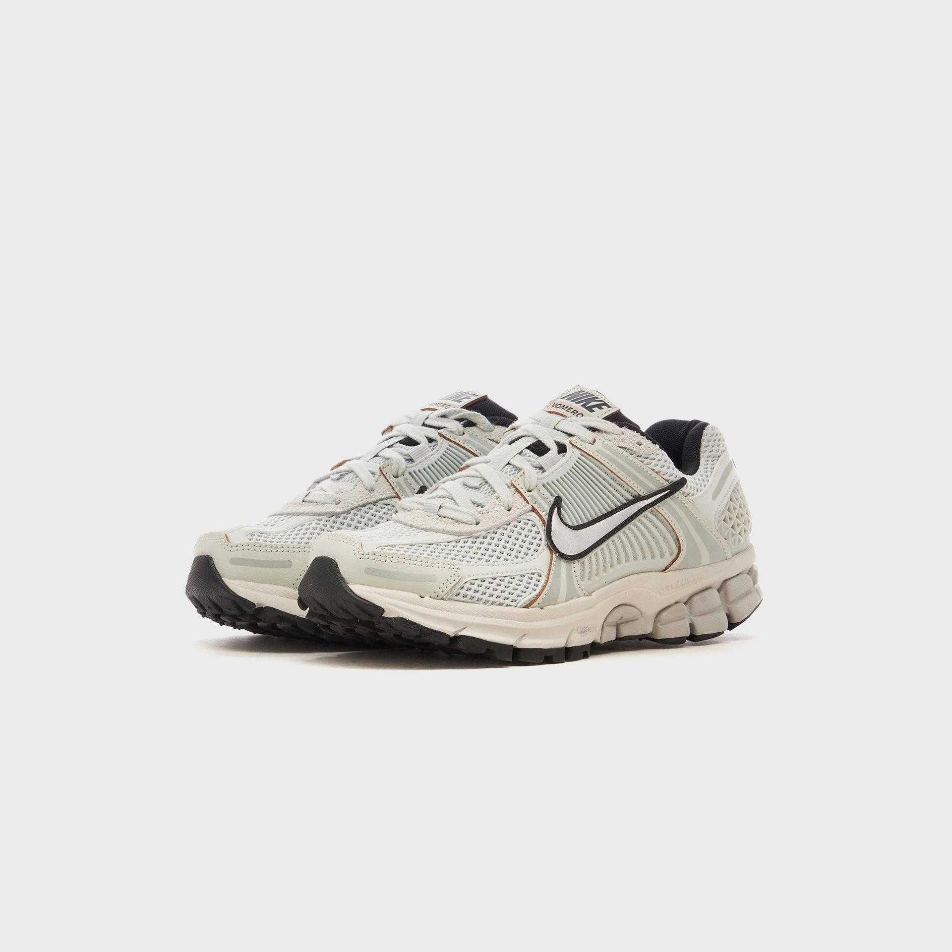 Wmns Nike Zoom Vomero 5 Light Silver/Chrome-Light