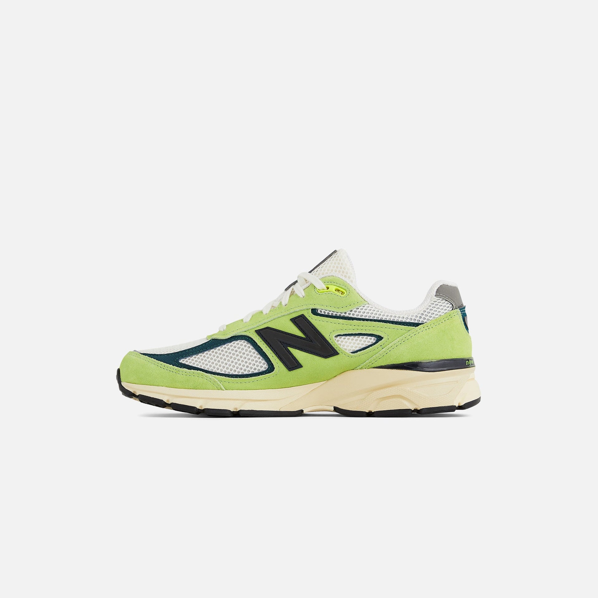 New Balance MADE in USA 990v4 - Hi-Lite