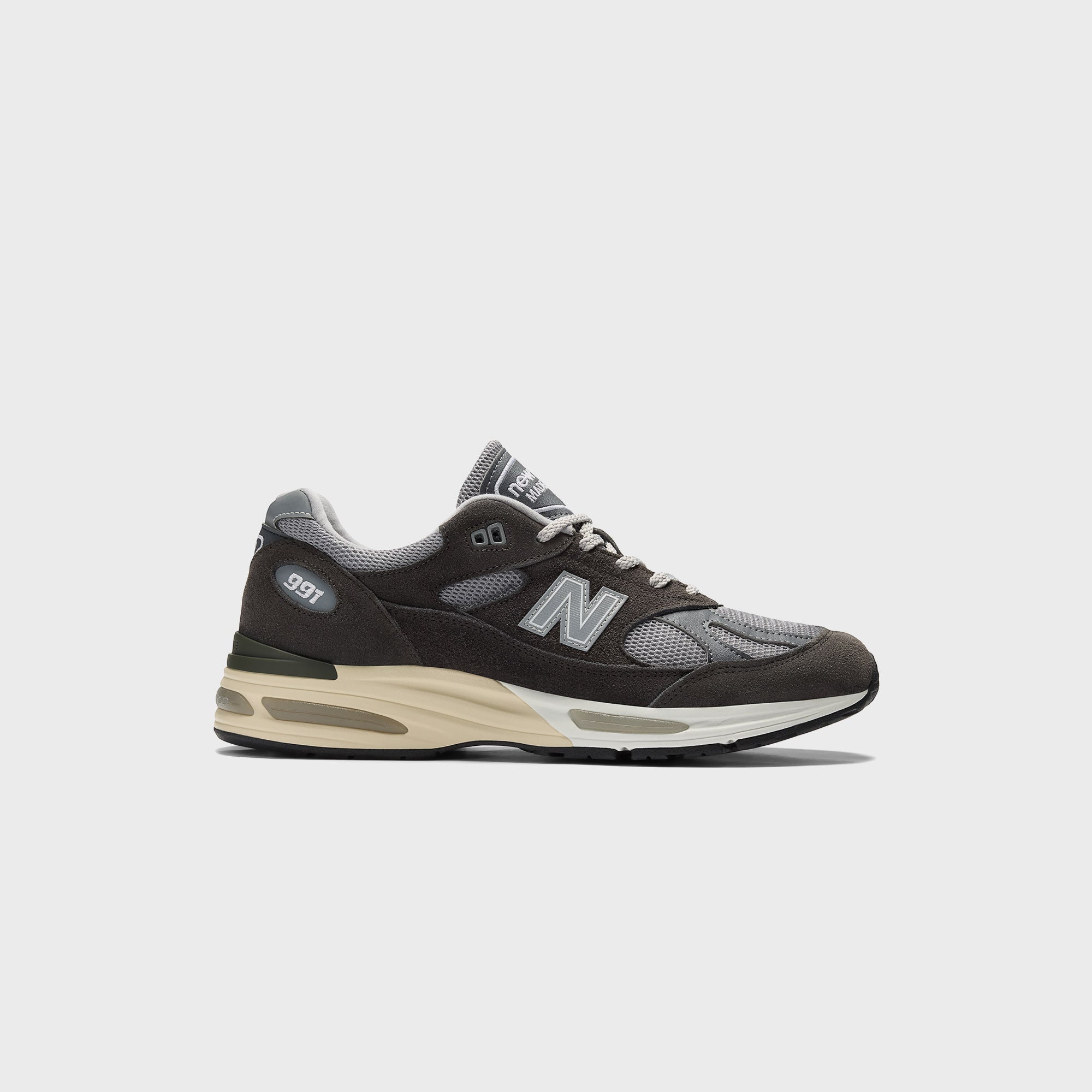 New Balance Made in UK 991v2 - Licorice / Lavender Gray / Douglas