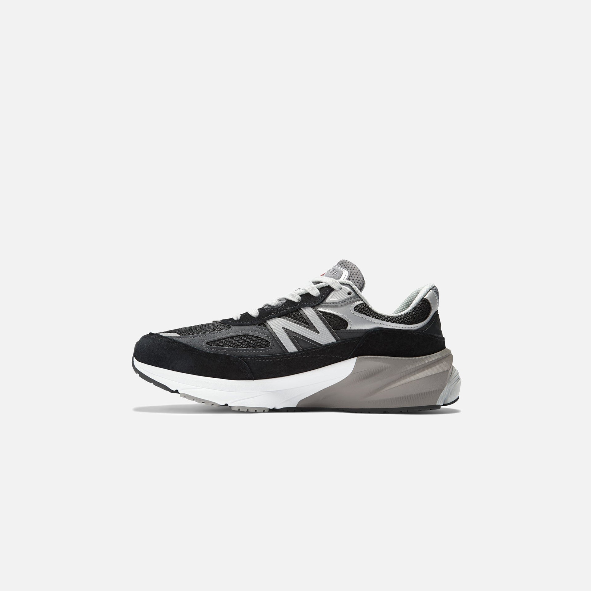 New Balance WMNS 990 V6 - Black