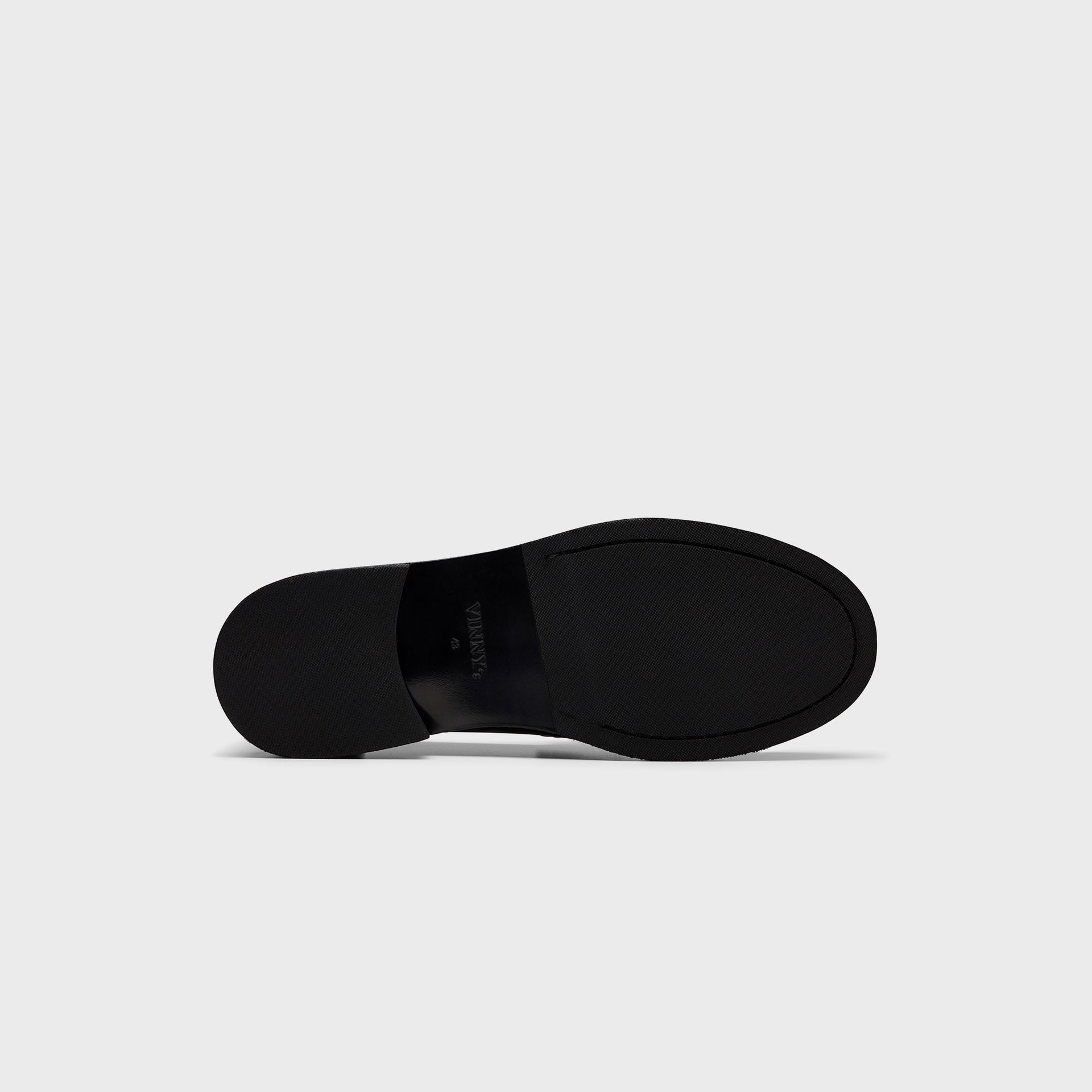 VINNY's x BARE KNUCKLES Yardee Studded - Black