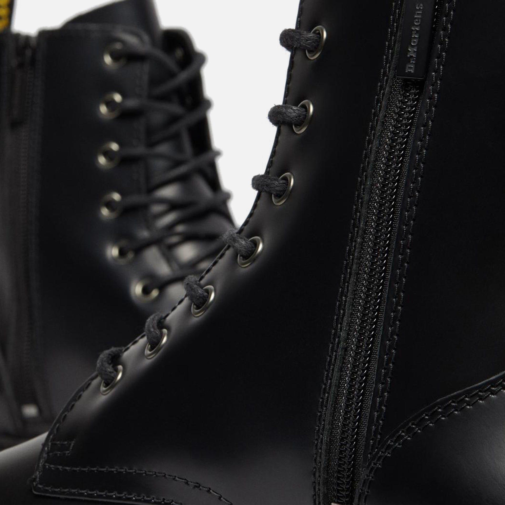 Dr. Martens WMNS Jadon Polished Smooth - Black