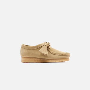 Clarks WMNS Wallabee Low - Maple – Kith Europe