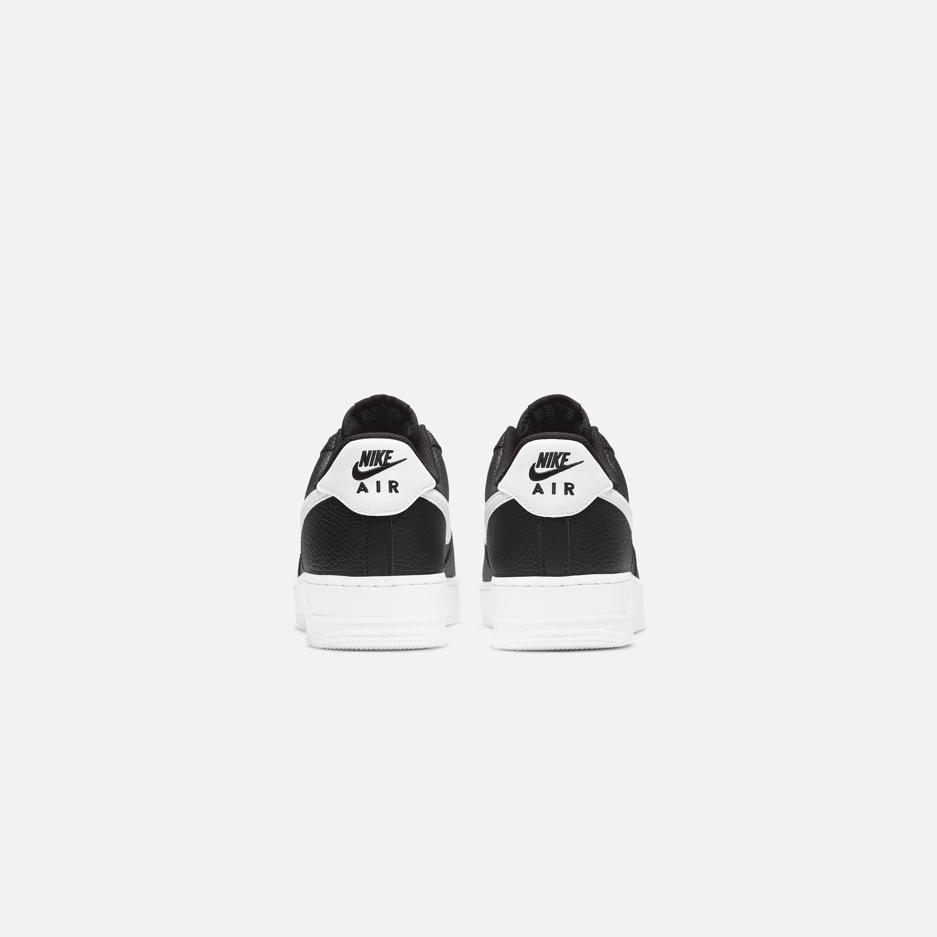 Nike Air Force 1 `07 - Black / White