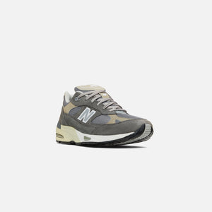 New Balance WMNS Made in UK 991 - Grey / Off White