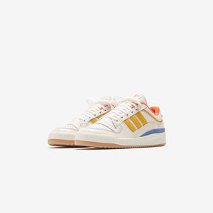adidas Consortium Forum Low - Off White / Yellow / Altered Amber