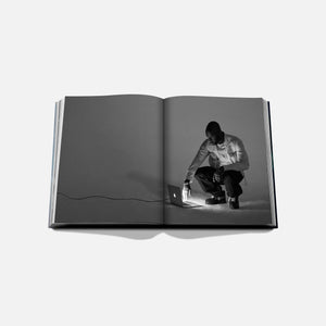 Louis Vuitton: Virgil Abloh (Ultimate Edition) Hardcover Book