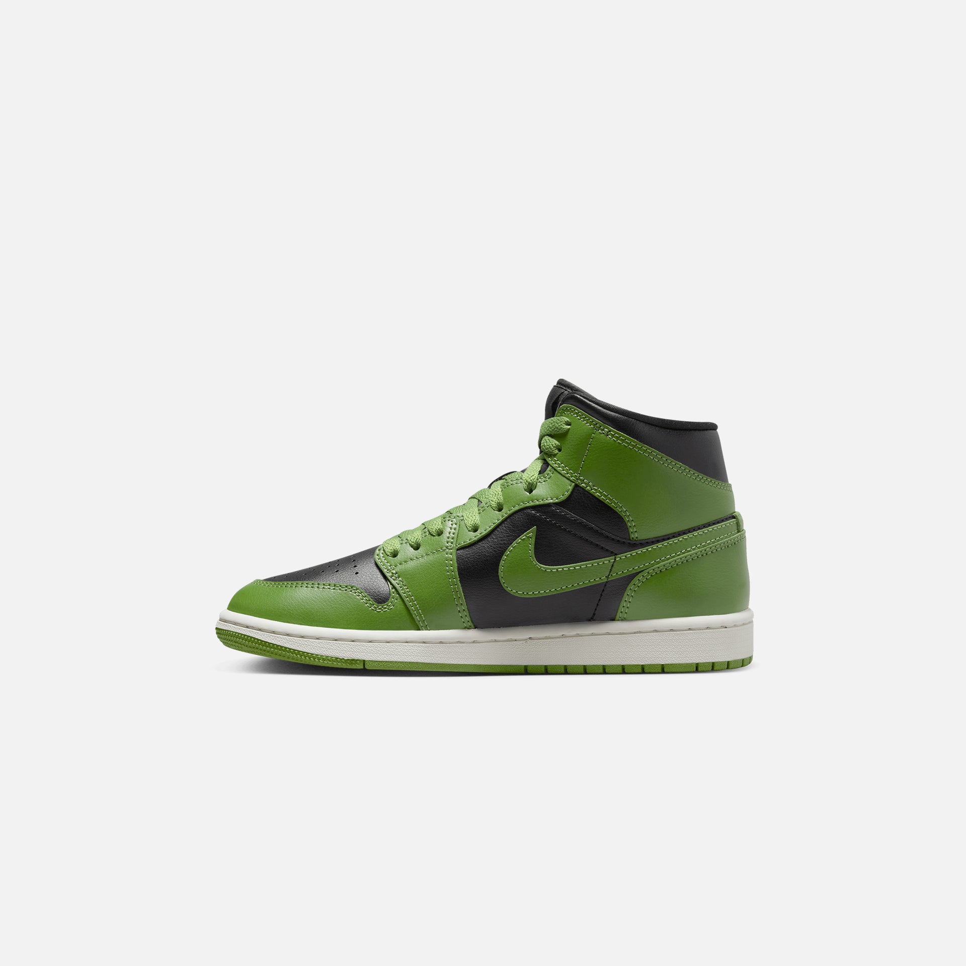 Jordan WMNS Air Jordan 1 Mid - Black / Altitude Green / Sail