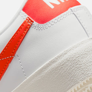 Nike Blazer Low '77 - Vintage White / Team Orange  / White / Sail