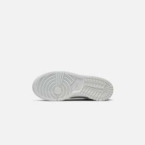 Nike Dunk High - Summit White / Pure Platinum
