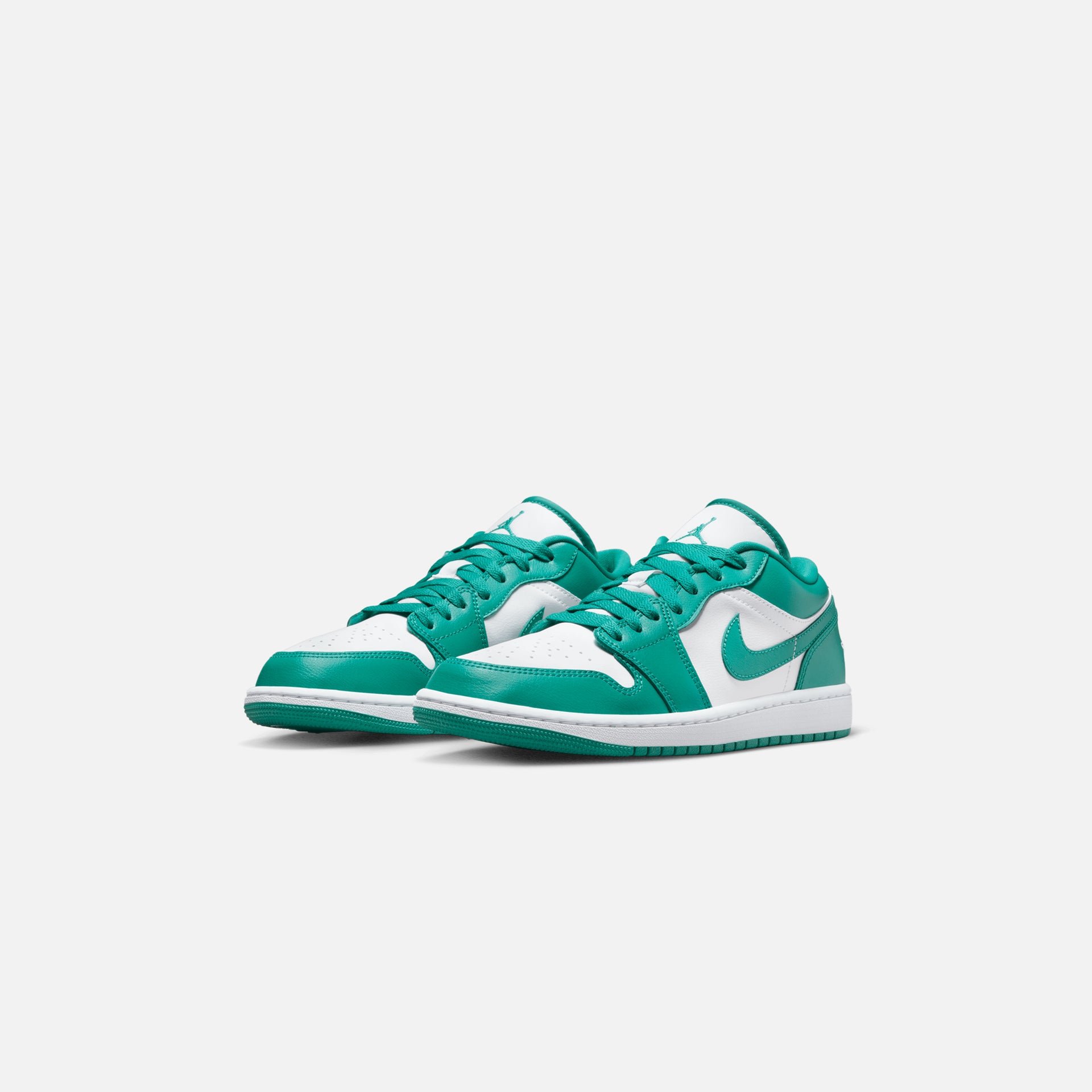 Jordan Wmns Air Jordan 1 Low - White / New Emerald