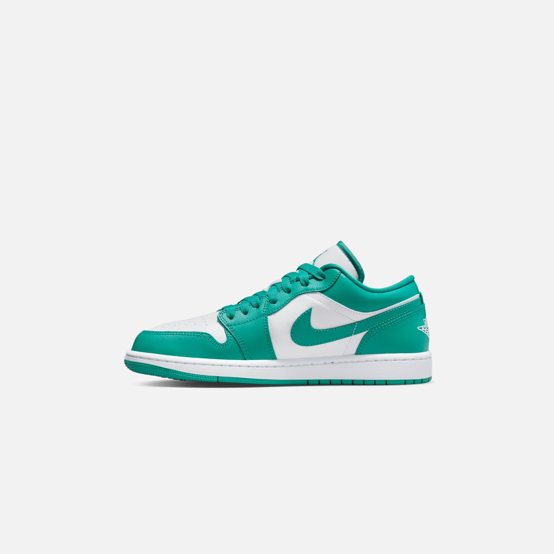 Jordan Wmns Air Jordan 1 Low - White / New Emerald