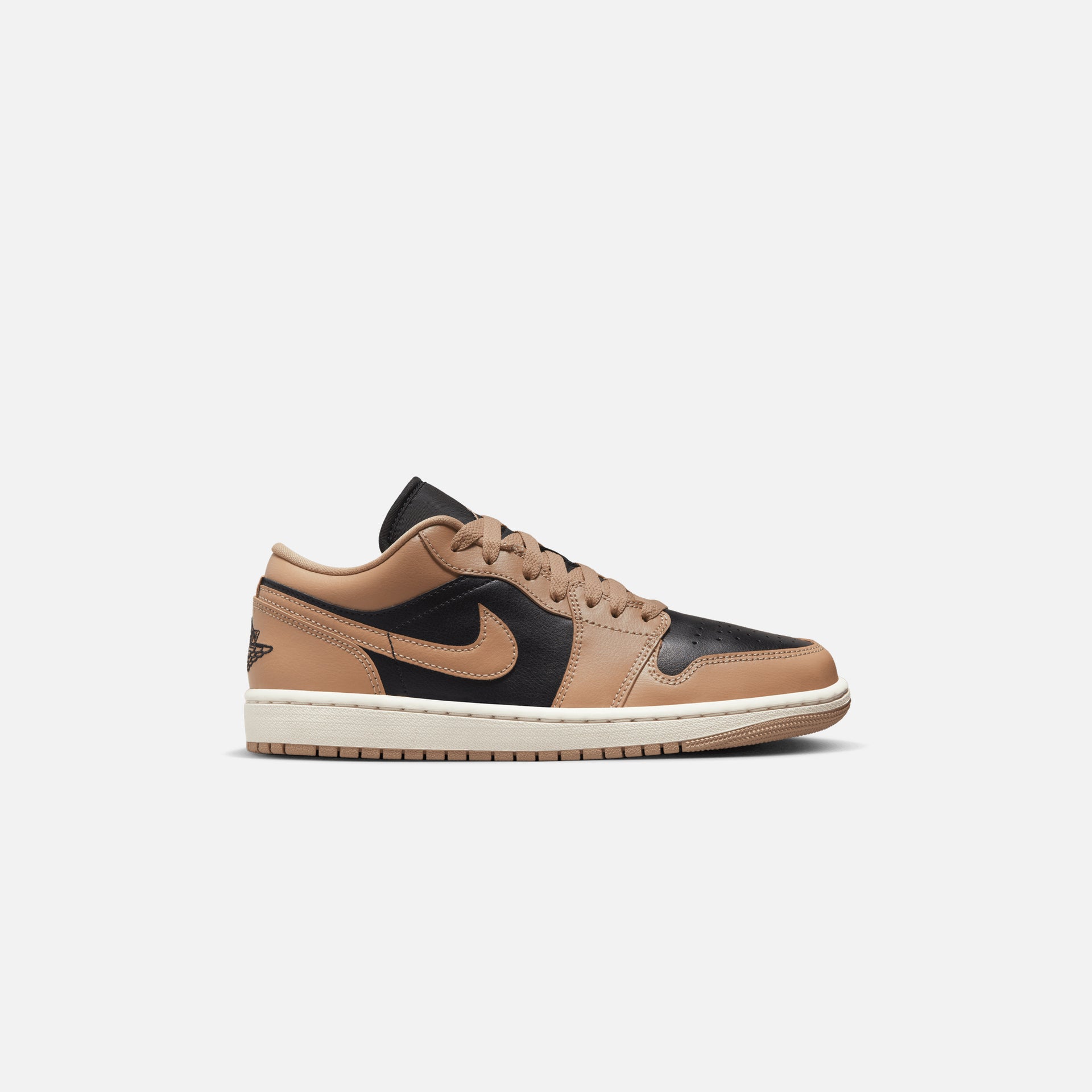 Jordan WMNS Air Jordan 1 Low - Desert / Black / Sail