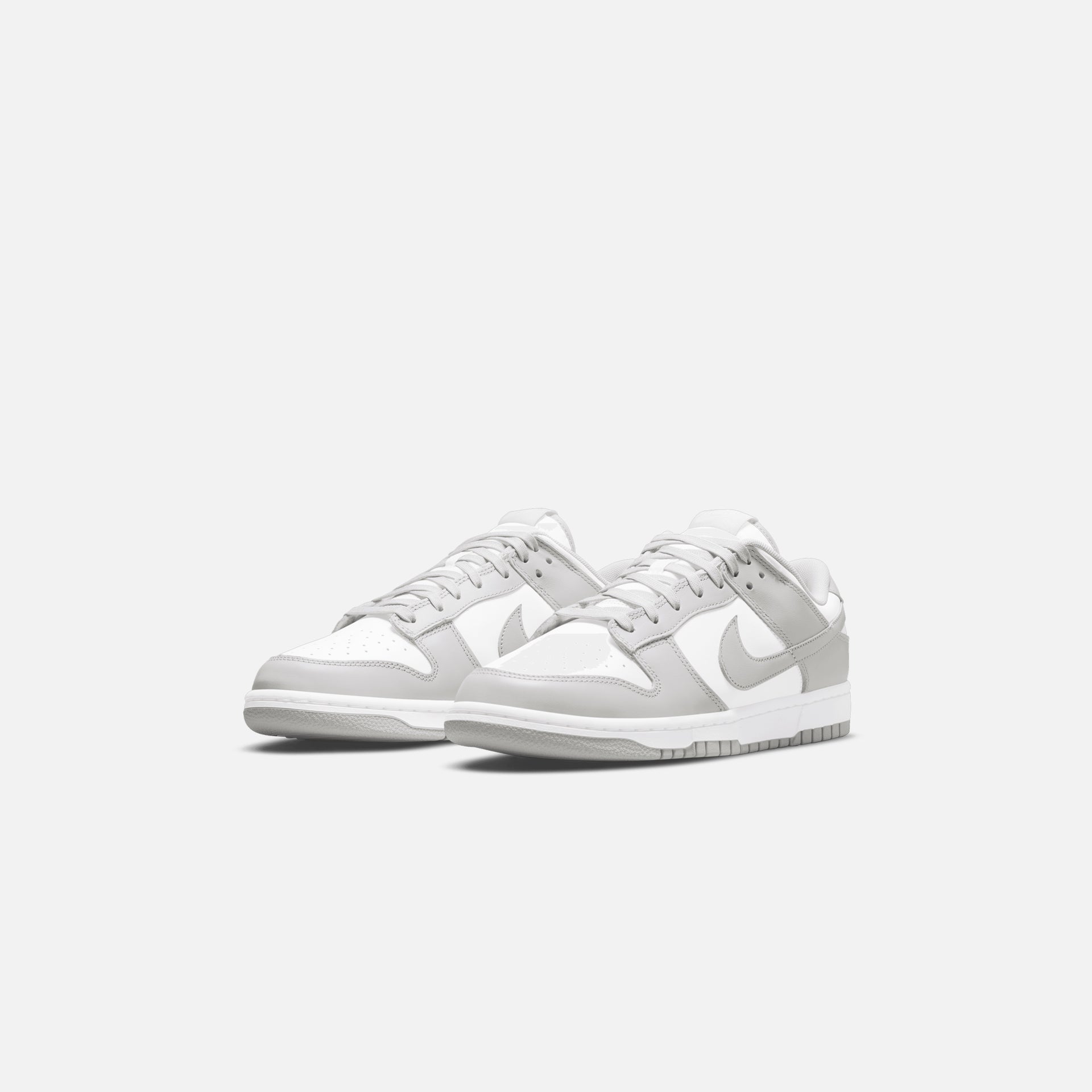 Nike Dunk Low Retro - White / Grey Fog