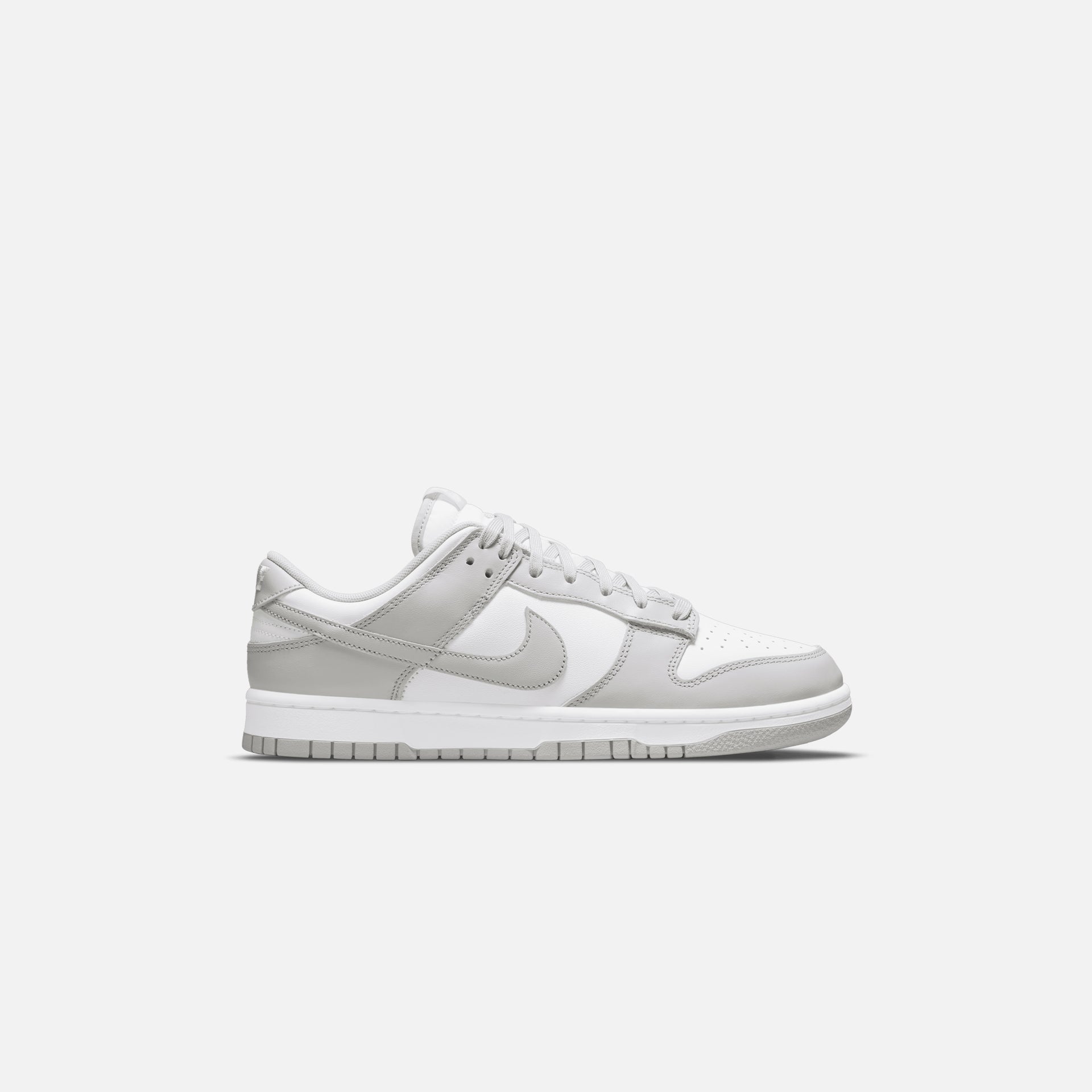 Nike Dunk Low Retro - White / Grey Fog