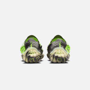 Nike ISPA Mindbody - Barely Volt / Plum Fog / Volt / Coconut Milk