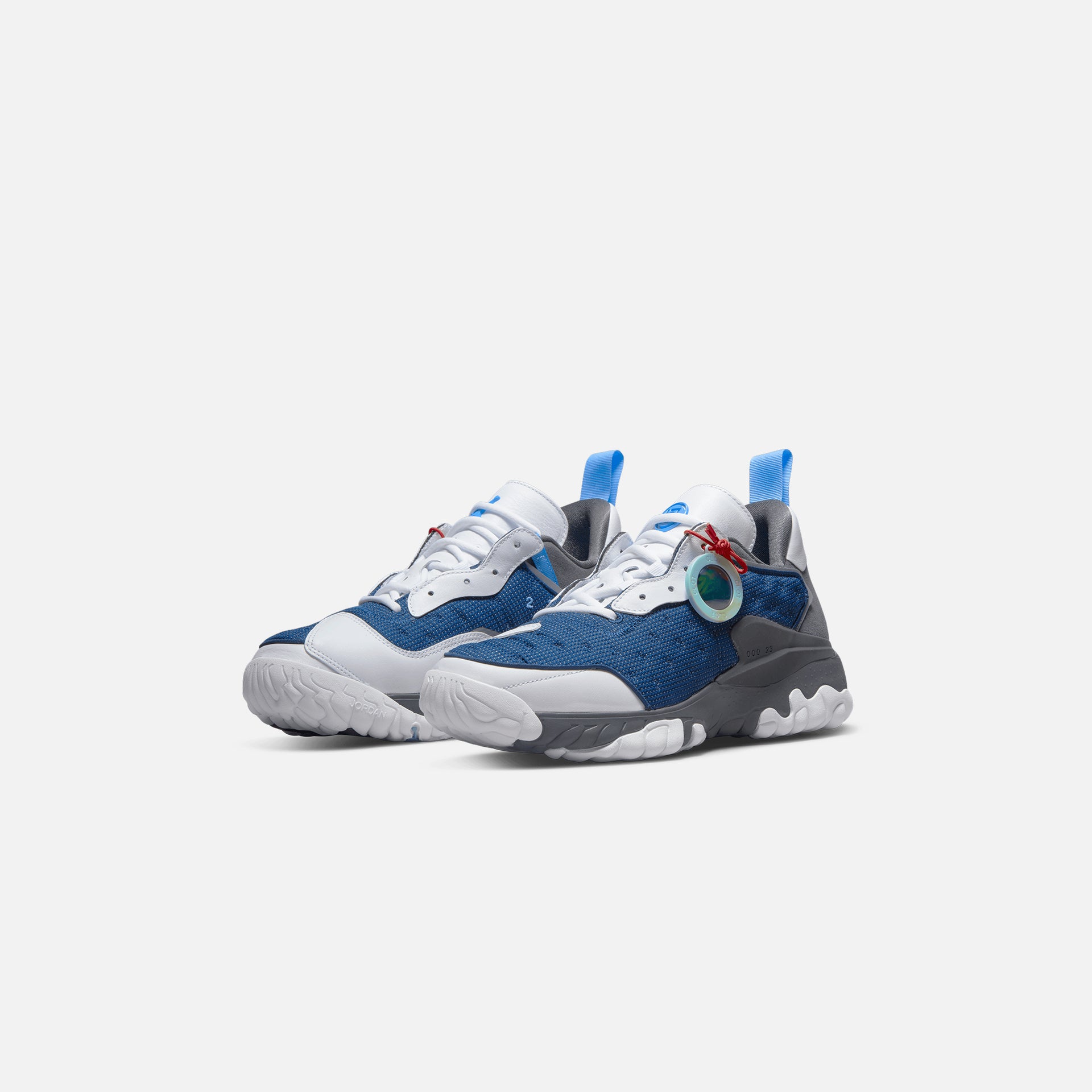 Jordan Air Jordan Delta 2 SP CLOT - White / French Blue / University Blue / Flint Grey